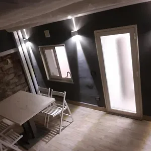 https://lisa-house.taorminaitalyhotels.com